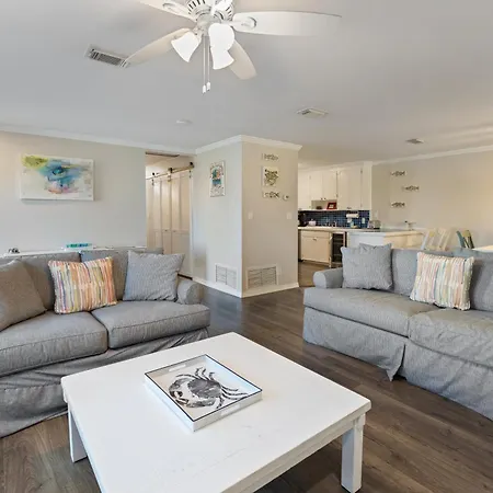 Manati Manor Unit 3U At 7213 Flood Reef Apartment
